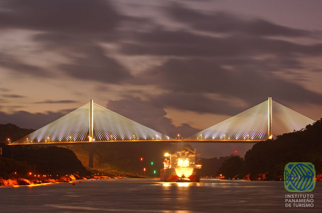 Puente centenario